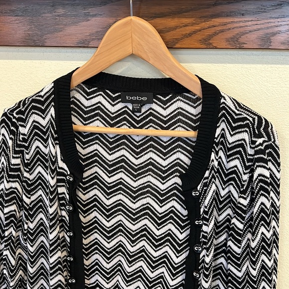 Bebe shrug - Picture 1 of 5